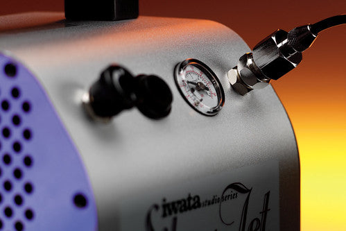 Harder & Steenbeck Ultra 2024 Airbrush with Iwata IS-50 Silver Jet Compressor